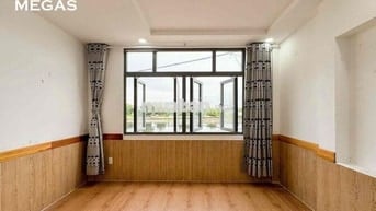 Studio xinh xắn view cửa sổ Đà Lạt lãng mạn