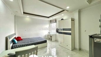 CHO THUÊ CĂN HỘ FULL NỘI THẤT CỬA SỔ THANG MÁY_TIỆN QUA ĐH UEH, BÁCH..