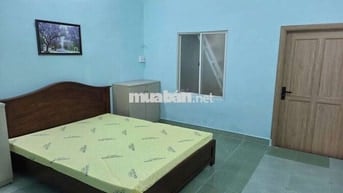 CHO THUÊ NHÀ Ô TÔ NGỦ TRONG PHÒNG KHÁCH ĐƯỜNG NGUYỄN OANH