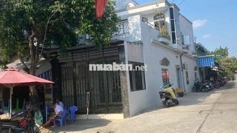 NHÀ LÔ GÓC MẶT TIỀN GẦN TKTQ KHU VIP BÌNH TÂN GIÁ CỰC TỐT