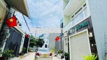 Bán Đất 2 mặt hẻm xe tải thông Thạnh Xuán 43 -Phường TX-Q12-dt 80m2
