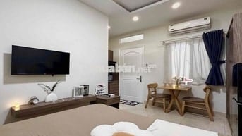 Căn hộ full nội thất cao cấp (máy hút mùi) ngay ngã tư Phú Nhuận
