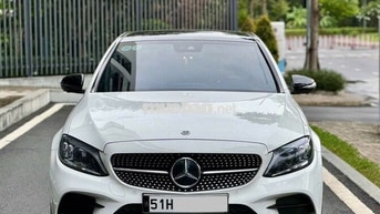 Mercedes Benz C300 AMG 2021 - 42000 km