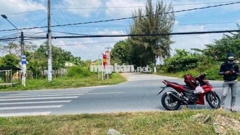 BÁN ĐẤT MẶT TIỀN ĐỐI DIỆN TRƯỜNG NGUYỄN THỊ ĐỊNH