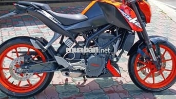 NHÀ NHIỀU XE BÁN BỚT - KTM DUKE 200