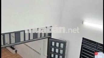 NHÀ HẺM XE HƠI 1 SẸC MẶT TIỀN HẺM 1886 HUỲNH TẤN PHÁT Ở BUÔN BÁN