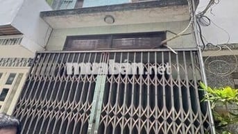 Nhà siêu rẻ 4×14 trệt 2 lầu sân thượng 3pn2wc hẻm 3m giá 9tr chốt