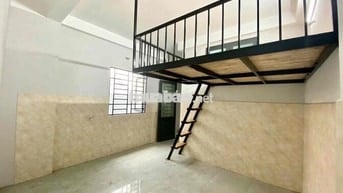 PHÒNG TRỌ GÁC NHỎ GIÁ RẺ CỬA SỔ TRỜI SẴN MÁY LẠNH NGAY AEON TÂN PHÚ