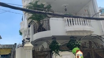 Nhà Xóm Đạo- HXT Thống Nhất -  6,7x 18 - 3 Tầng. Ngộp bank bán gấp