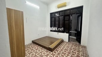 Cho thuê nguyên tầng 2, khép kín, đủ đồ tại Bưu điện Hà Đông