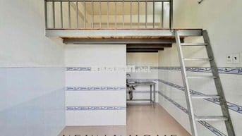 Cho Thuê Duplex Cửa Sổ Trời Ngay Aeon Tân Phú - ĐH Công Thương