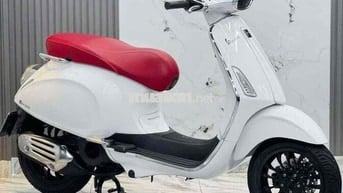 vespa 125 2019 kiễng đẹp máy zin nợ xấu trả 50% ạ