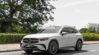 GLC300 All new 2025 (bản V1) màu trắng siêu đẹp