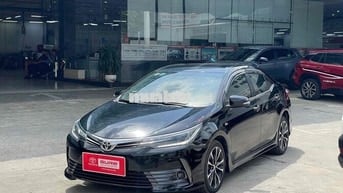 Toyota Corolla Altis 2017 2.0V Sport đi chỉ 13.000