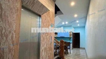 🔴(NCC) CHO THUÊ NHÀ 4 TẦNG CÓ THANG MÁY MẶT TIỀN ĐƯỜNG 7M5 GẦN XÔ VIẾT