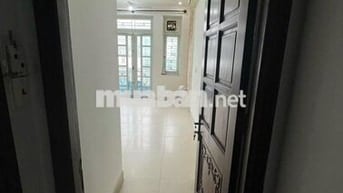Phòng trọ tầng 2 và tầng 3 đường Huỳnh Văn Bánh, Phú Nhuận, HCM