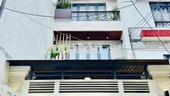 Nhà 1 trệt 3 lầu sân thượng Ung Văn Khiêm, P25, Bình Thạnh