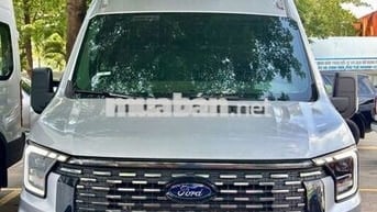 FORD TRANSIT PREMIUM 16 CHỖ CẢI TẠO LIMOUSINE