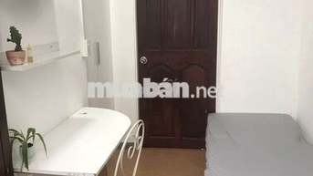 Phòng full nồi thất, ban công (1 người ở)