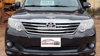 Toyota Fortuner 2015 2.7V 4x4 AT