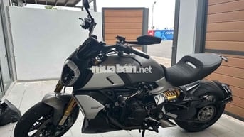ducati 1260S