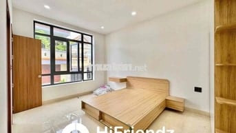 PHÒNG STUDIO FULL NỘI THẤT TÁCH BẾP - CỬA SỔ THANG MÁY