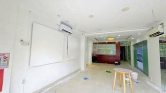 Mặt Tiền Phan Đăng Lưu 150m2 2 Tầng Gần Đèn XanhĐỏ Ngay Ngã 4 PhúNhuan