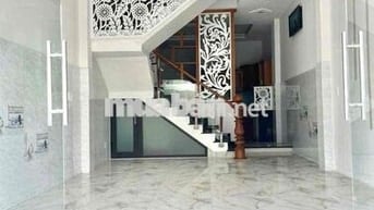 Cho thuê nhà MT kinh doanh 13tr .3 tầng 3pn 3tolet 4x12!