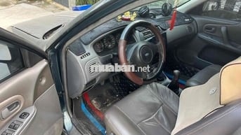 Ford Laser 2000 LX 1.6 MT - 10000 km