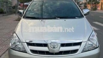 Toyota Innova 2008 G - 150000 km