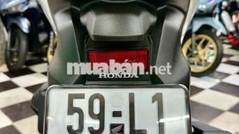 ❤️Honda SH 160 2024 3389Km, Biể Vip 99699