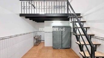 PHÒNG TRỌ GÁC CAO GIÁ RẺ NGAY NGÃ TƯ BỐN XÃ