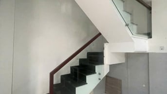 Bạn cần nhà ở, kinh doanh liên hệ tôi chính chủ