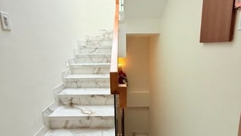 Mặt tiền Nguyễn Trọng Tuyển Phường 8 Phú Nhuận 73m2