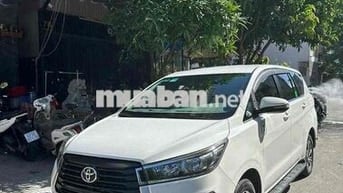 Toyota Innova 2021 E 2.0 MT - 125000 km
