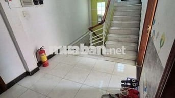 Tìm bạn ở ghép là sinh viên nam