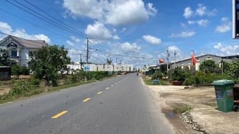 ĐẤT NHỰA KCN 10X62 GẦN NEW CITY