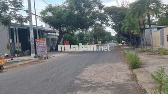 Đat mặt tien 512 cách nguyen văn tạo vào 100m. Khu vực kinh doanh