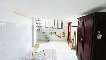 Phòng trọ sinh viên giá rẻ có gác ở 2-3 người gần cvpm quang trung