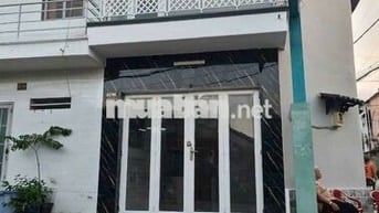 NHÀ MỚI ĐẸP GẦN CHỢ ĐẦU MỐI HM
