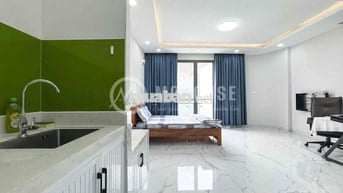 Ban Công 40m2 Ngay Đh Sư Phạm y Dược TP Hcm