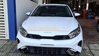 K3 tự động 2024 Luxury 1.6 AT - 39000 km
