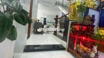 NHÀ Ở NGAY, 84M2, PN TRỆT– SÂN ÔTÔ– PHẠM HỮU LẦU, DĨ AN, 4 ĐỒNG TL