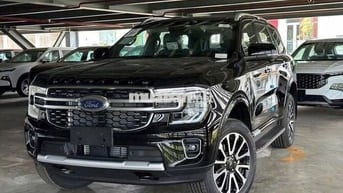 Ford Everest 2025, Trả trước chỉ từ 200 Triệu