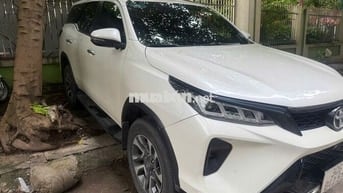Toyota Fortuner 2021 Legender 2.4 4X2AT - 85000 km