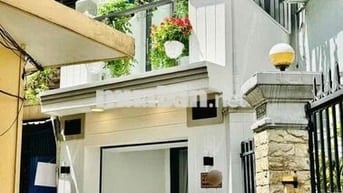 BÁN NHÀ 2 TẦNG 30m2 MẶT TIỀN HẺM 270 PHAN ĐÌNH PHÙNG, Q PHÚ NHUẬN