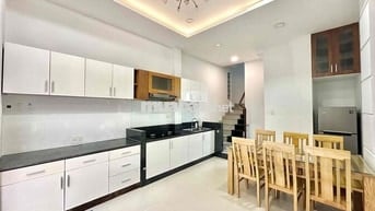 🏙️Cho Thuê Nhà Nguyên Căn 3PN 3WC Full Nội Thất Ngay Phan Xích Long