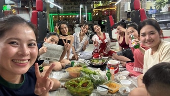 Cần thợ Ráy tai, gội đầu ăn chia 