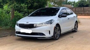 Kia Cerato 2017 1.6 AT - 76000 km
