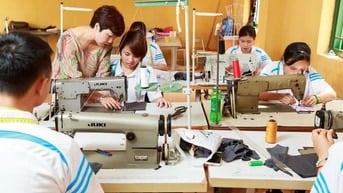 [Tuyển gấp] Thợ may thời vụ – làm tại Bình Thạnh